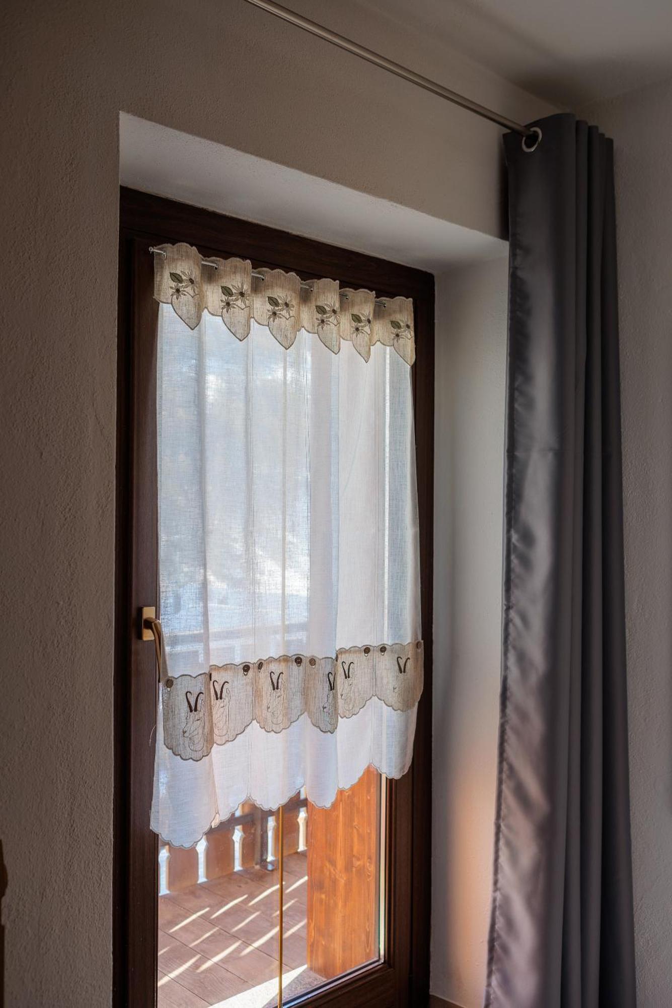 Apartment Il Nocciolo Ливиньо Екстериор снимка